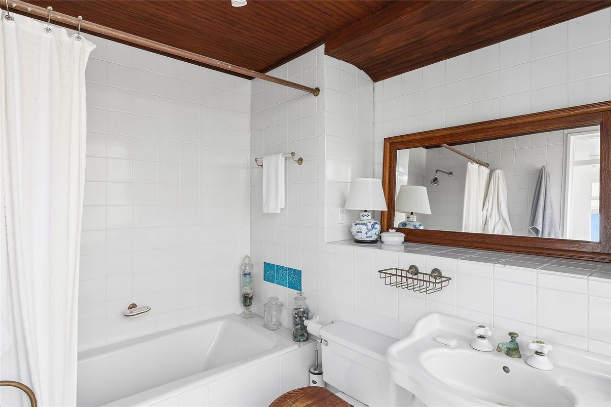 Bathroom, Interior, Wooden Ceilings