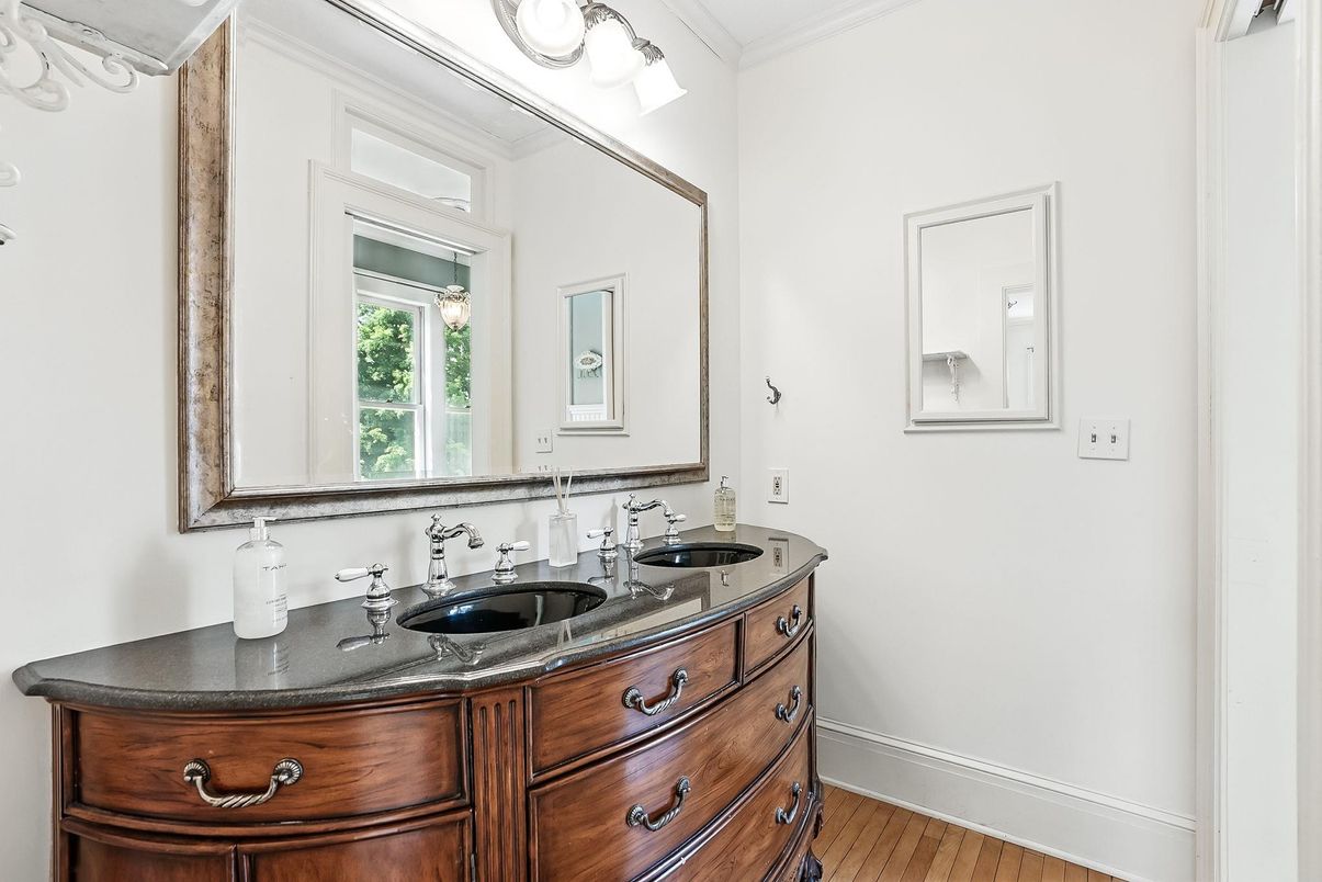 Bathroom, Dual Sink Vanities, Interior, Wood Texture Flooring
