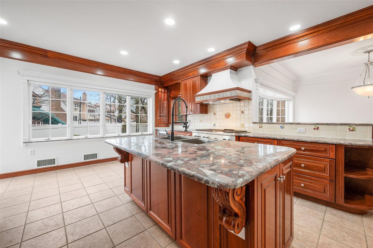 Interior, Kitchen, Pendant Lights, Recessed Lighting
