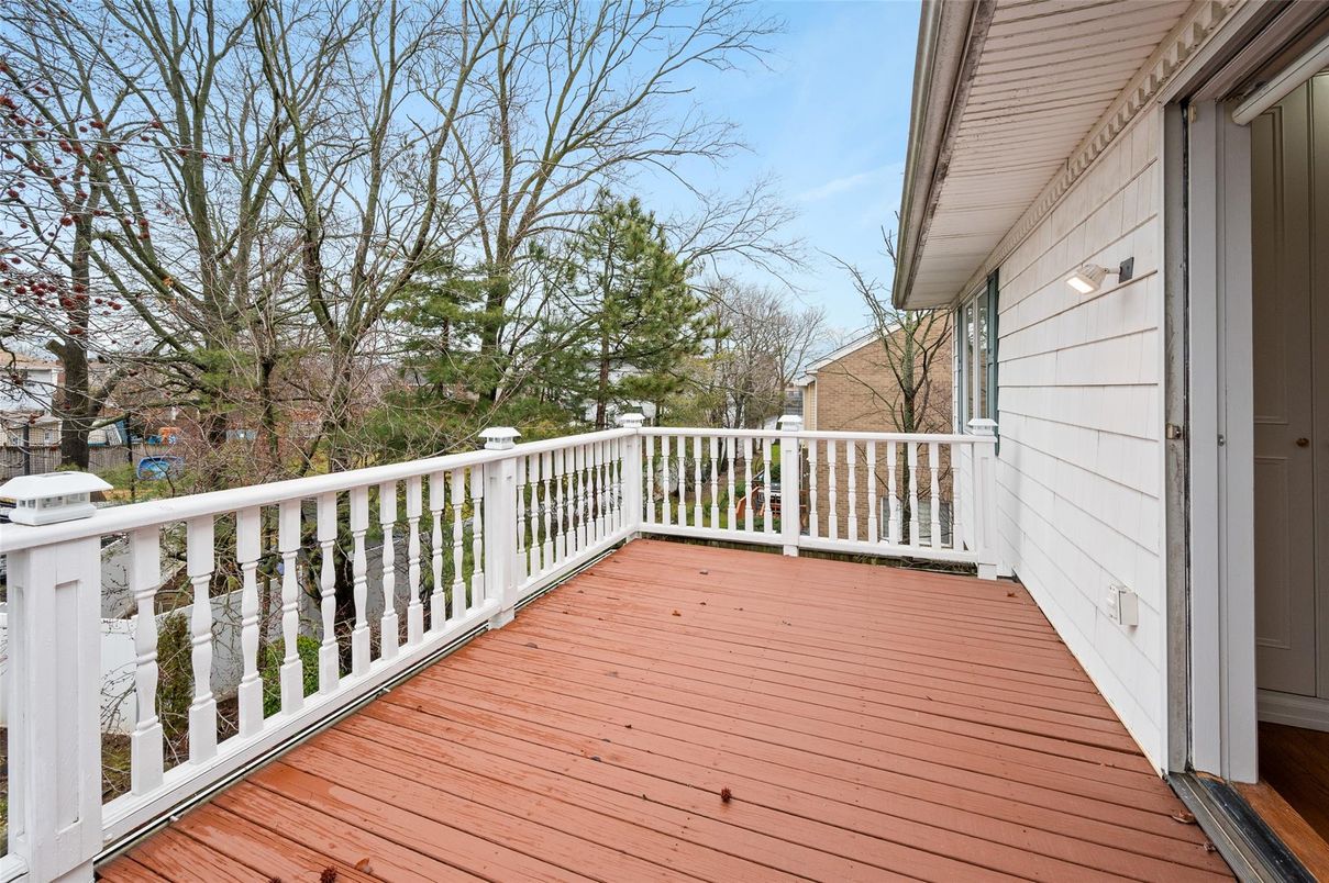 Exterior, Wood Texture Flooring