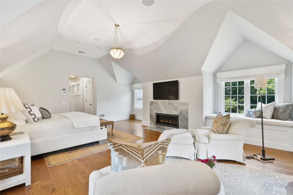 Fireplace, Interior, Living room, Pendant Lights, Wood Texture Flooring