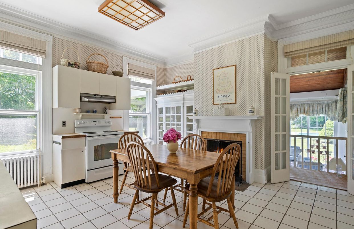 Dining room, Fireplace, Interior, Kitchen