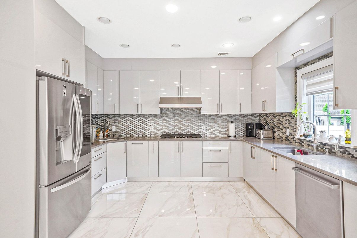 Interior, Kitchen, Marble, Recessed Lighting, Stainless Steel Appliances
