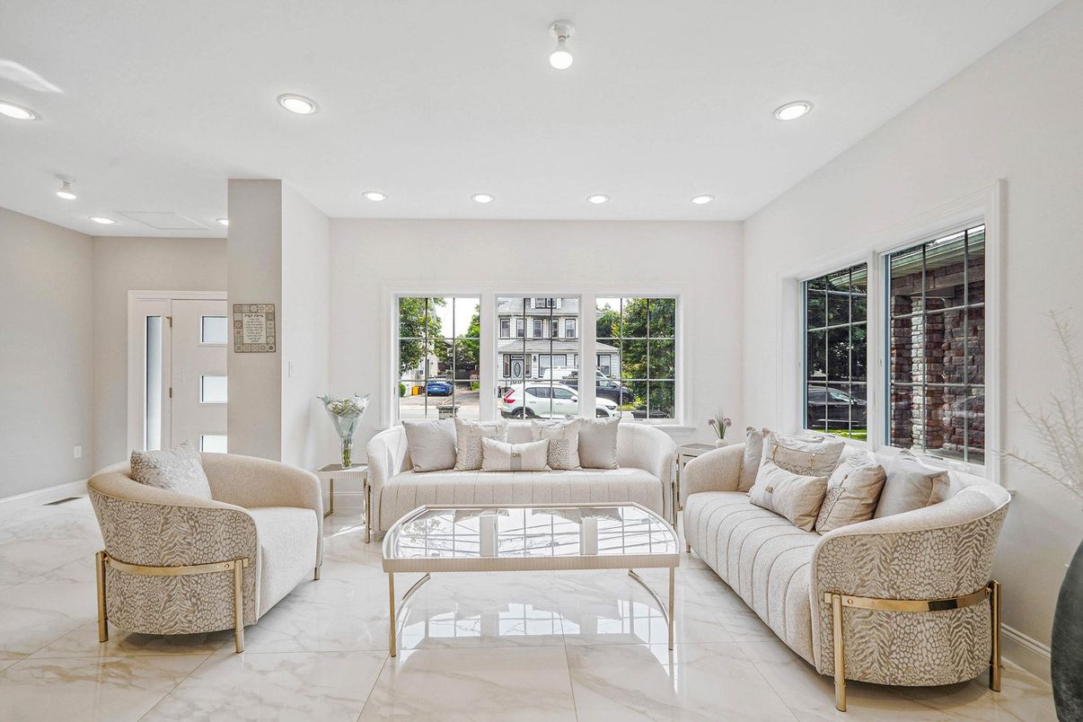 Interior, Living room, Marble, Recessed Lighting