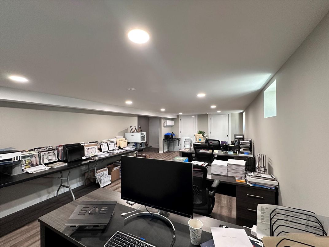 Home Office, Interior, Recessed Lighting, Wood Texture Flooring