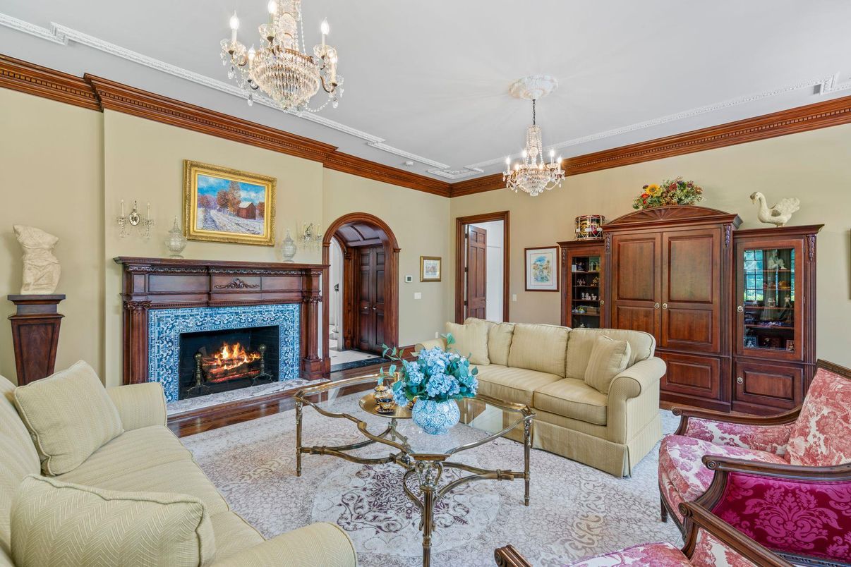 Chandelier, Fireplace, Interior, Living room