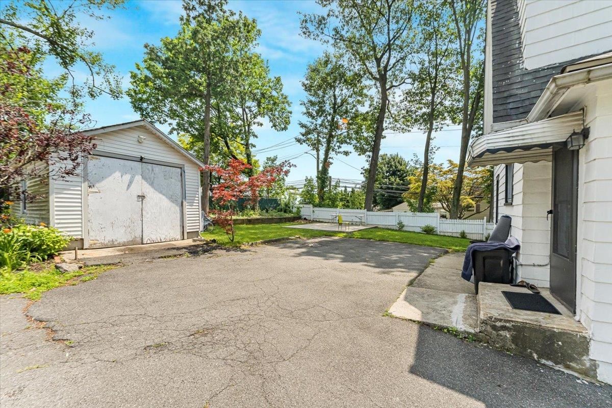 Backyard, Detached Garage, Exterior