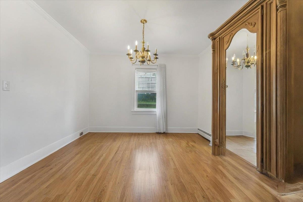 Chandelier, Empty room, Interior, Wood Texture Flooring
