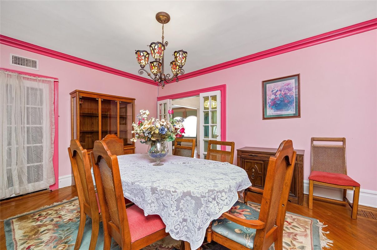 Chandelier, Dining room, Interior, Wood Texture Flooring