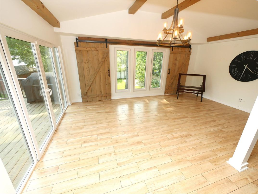 Chandelier, Empty room, Interior, Wooden Beams, Wood Texture Flooring