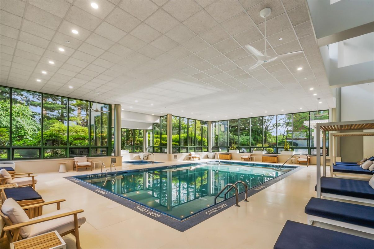 Interior, Pool, Recessed Lighting