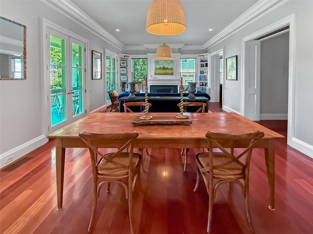 Dining room, Fireplace, Interior, Recessed Lighting, Wood Texture Flooring