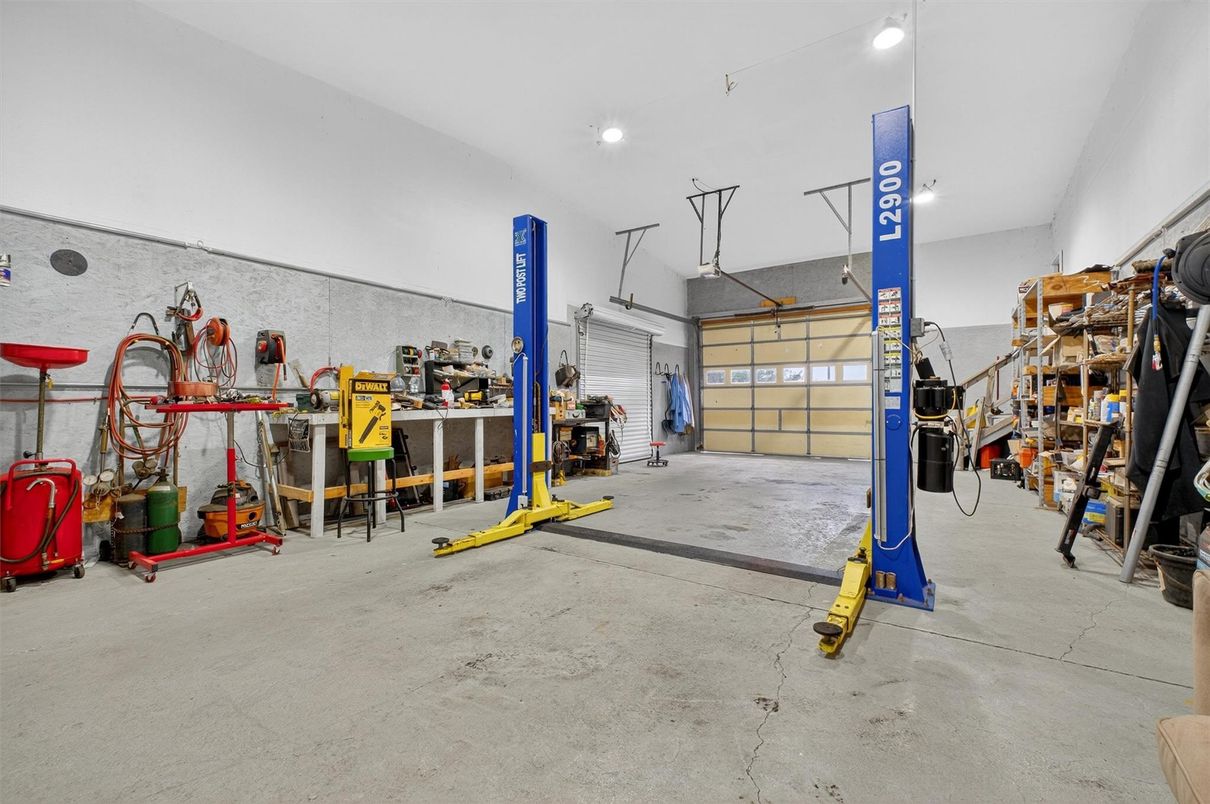 Garage, Interior, Recessed Lighting