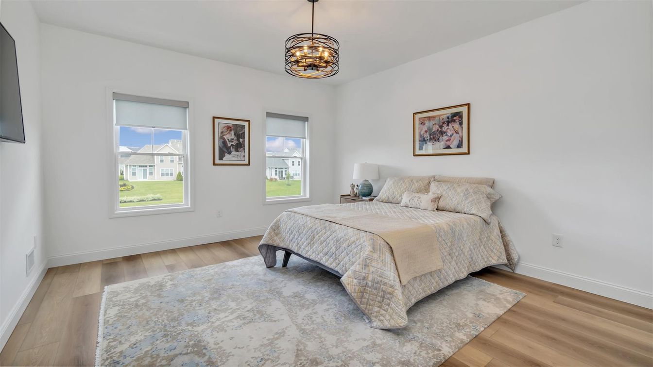 Bedroom, Interior, Pendant Lights, Wood Texture Flooring