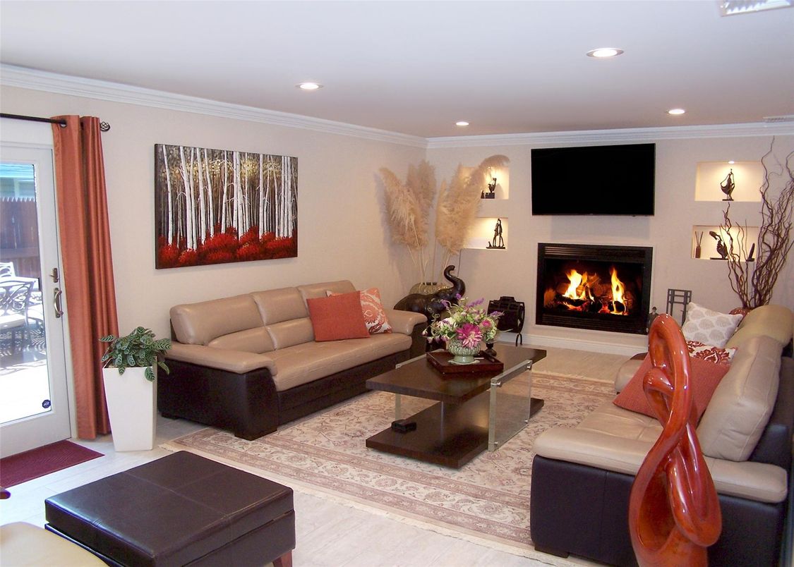 Fireplace, Interior, Living room, Recessed Lighting, Wood Texture Flooring