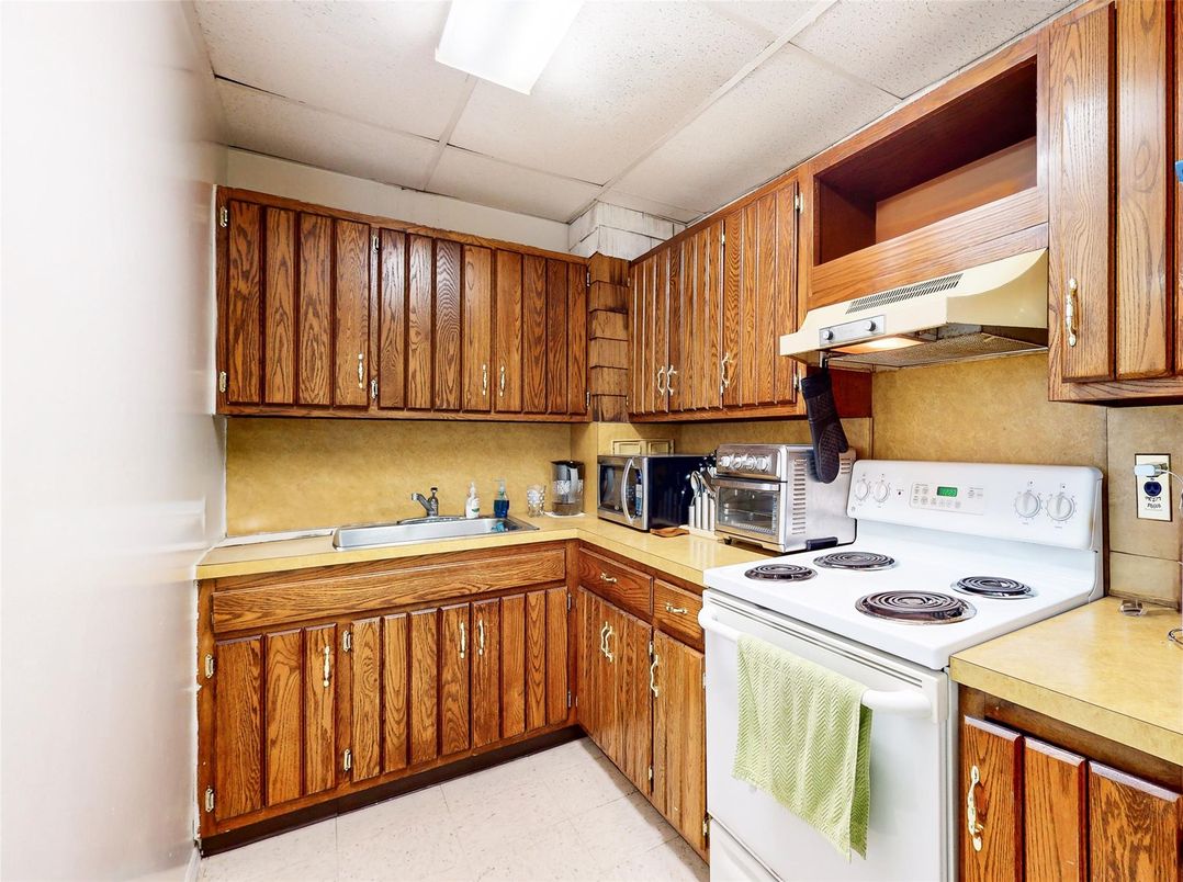 Interior, Kitchen