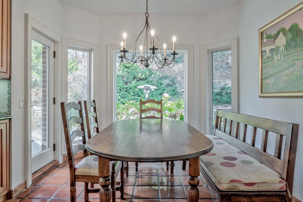 Chandelier, Dining room, Interior