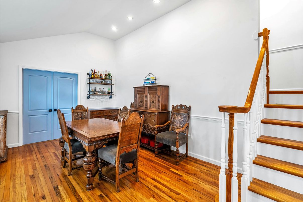 Dining room, Interior, Recessed Lighting, Wood Texture Flooring