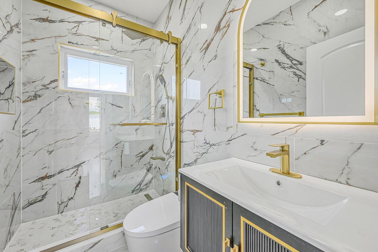 Bathroom, Interior, Marble Walls