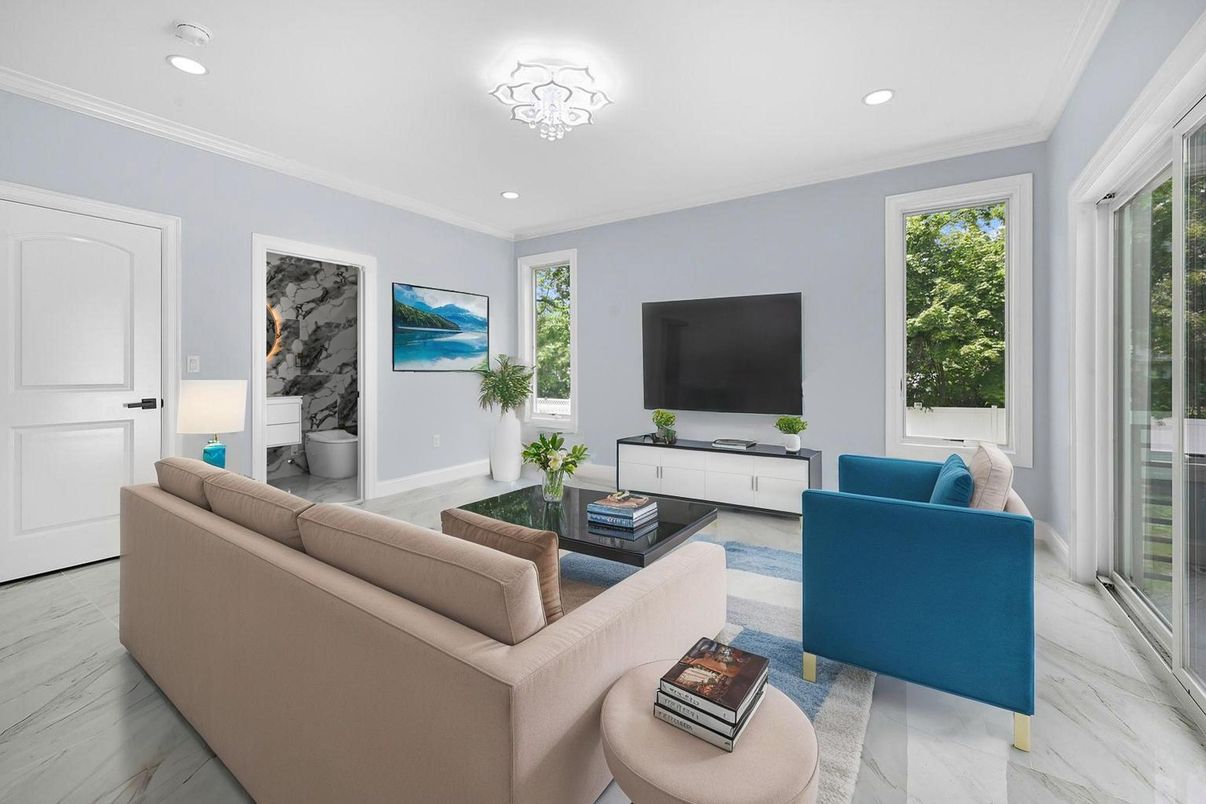 Interior, Living room, Marble, Recessed Lighting, Wood Texture Flooring