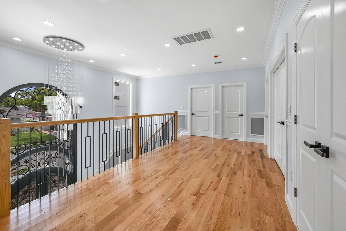 Chandelier, Interior, Recessed Lighting, Wood Texture Flooring