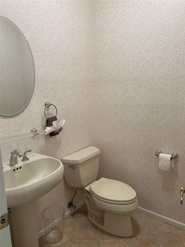 Bathroom, Interior