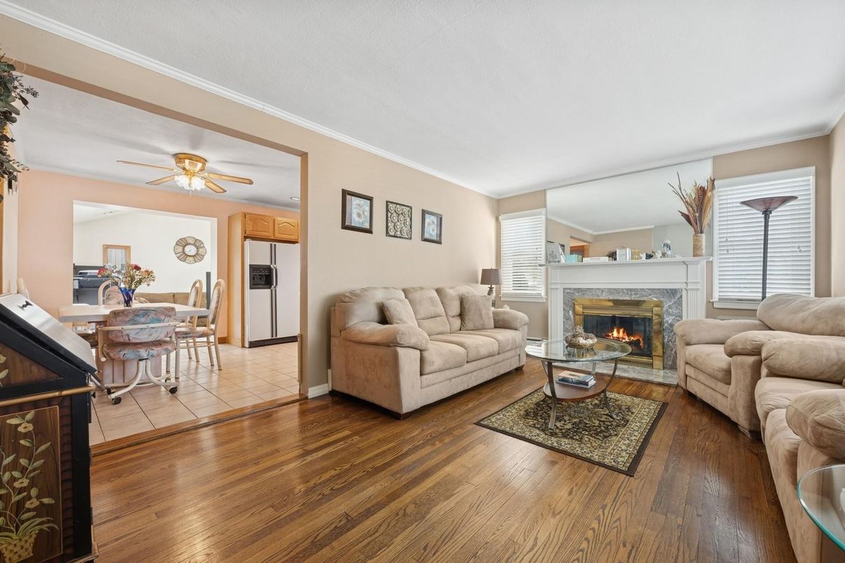 Dining room, Fireplace, Interior, Kitchen, Living room, Wood Texture Flooring