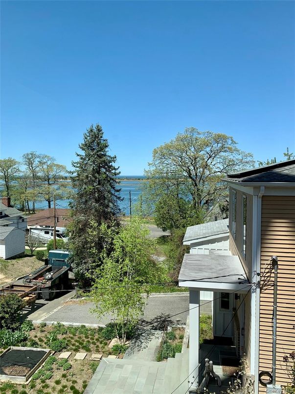 Exterior, Water