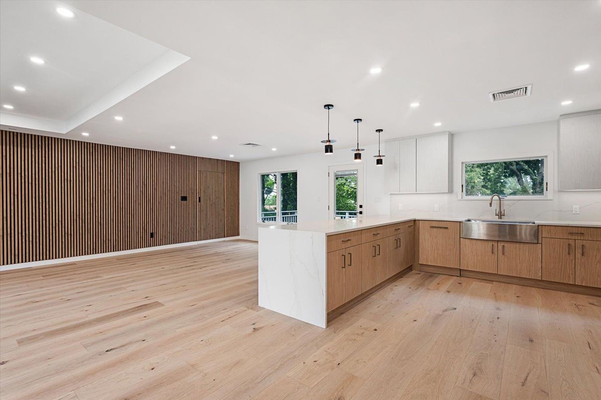 Interior, Kitchen, Pendant Lights, Recessed Lighting, Wood Texture Flooring