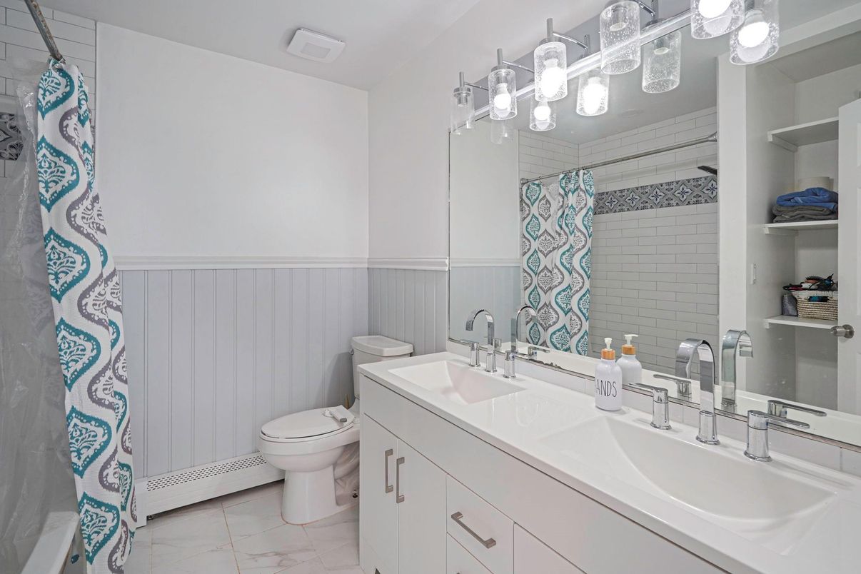 Bathroom, Dual Sink Vanities, Interior, Marble