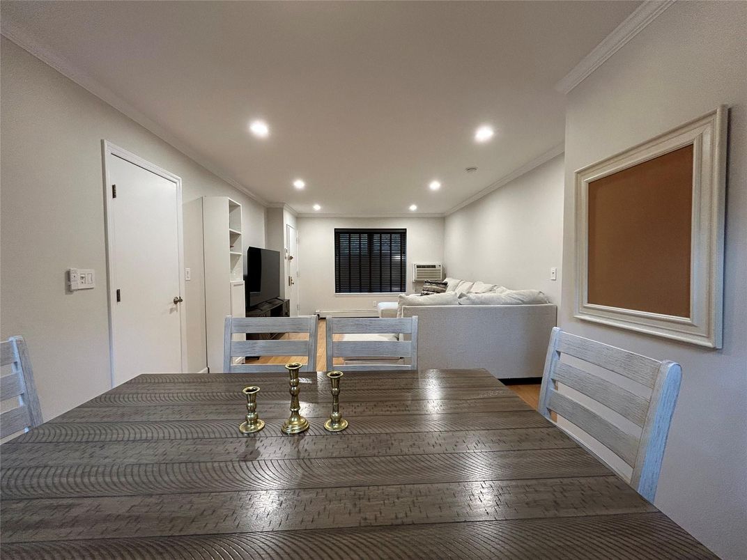 Dining room, Interior, Living room, Recessed Lighting