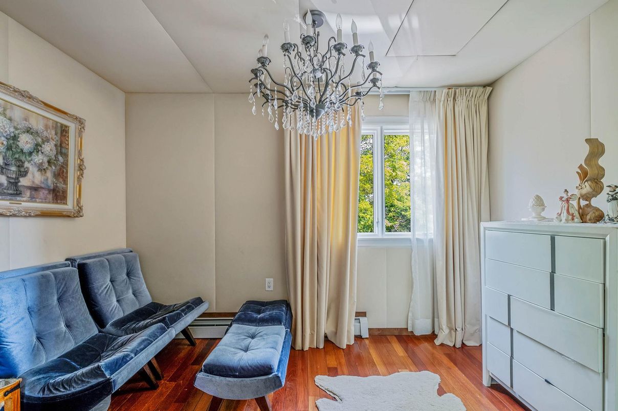 Chandelier, Interior, Wood Texture Flooring