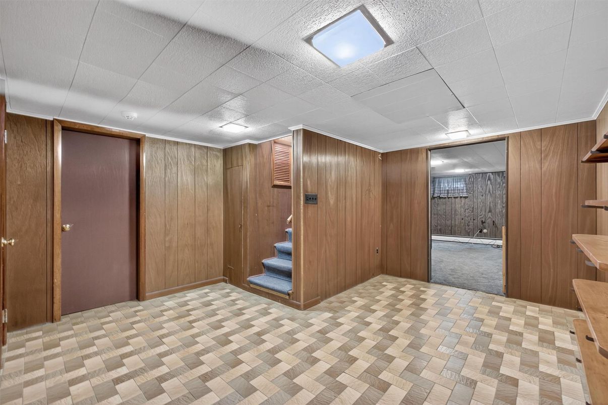 Empty room, Interior, Wooden Walls