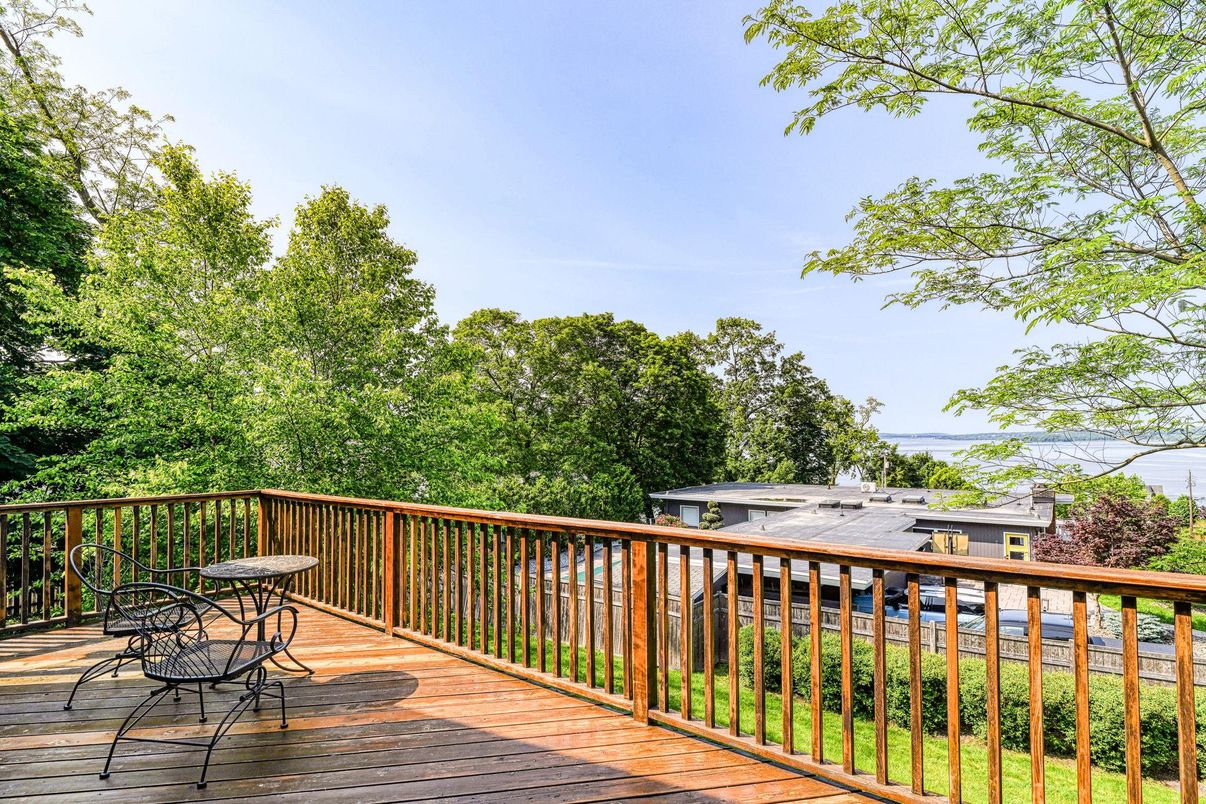 Exterior, Wood Texture Flooring