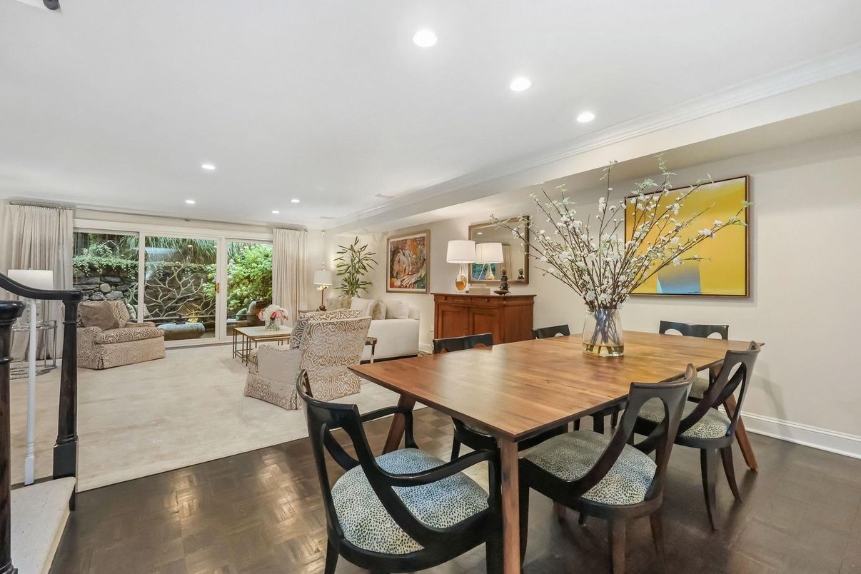 Dining room, Interior, Living room, Recessed Lighting, Wood Texture Flooring