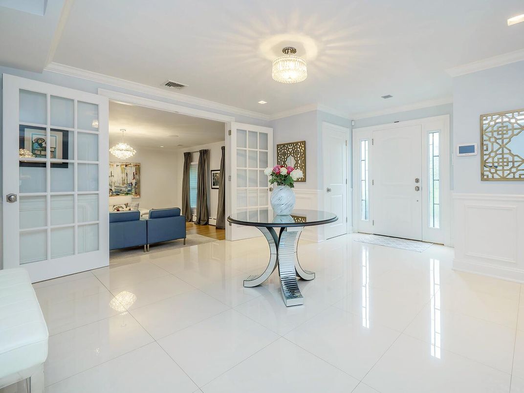 Chandelier, Interior, Living room, Recessed Lighting