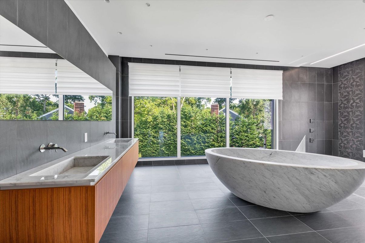 Bathroom, Dual Sink Vanities, Free Standing Baths, Interior, Recessed Lighting