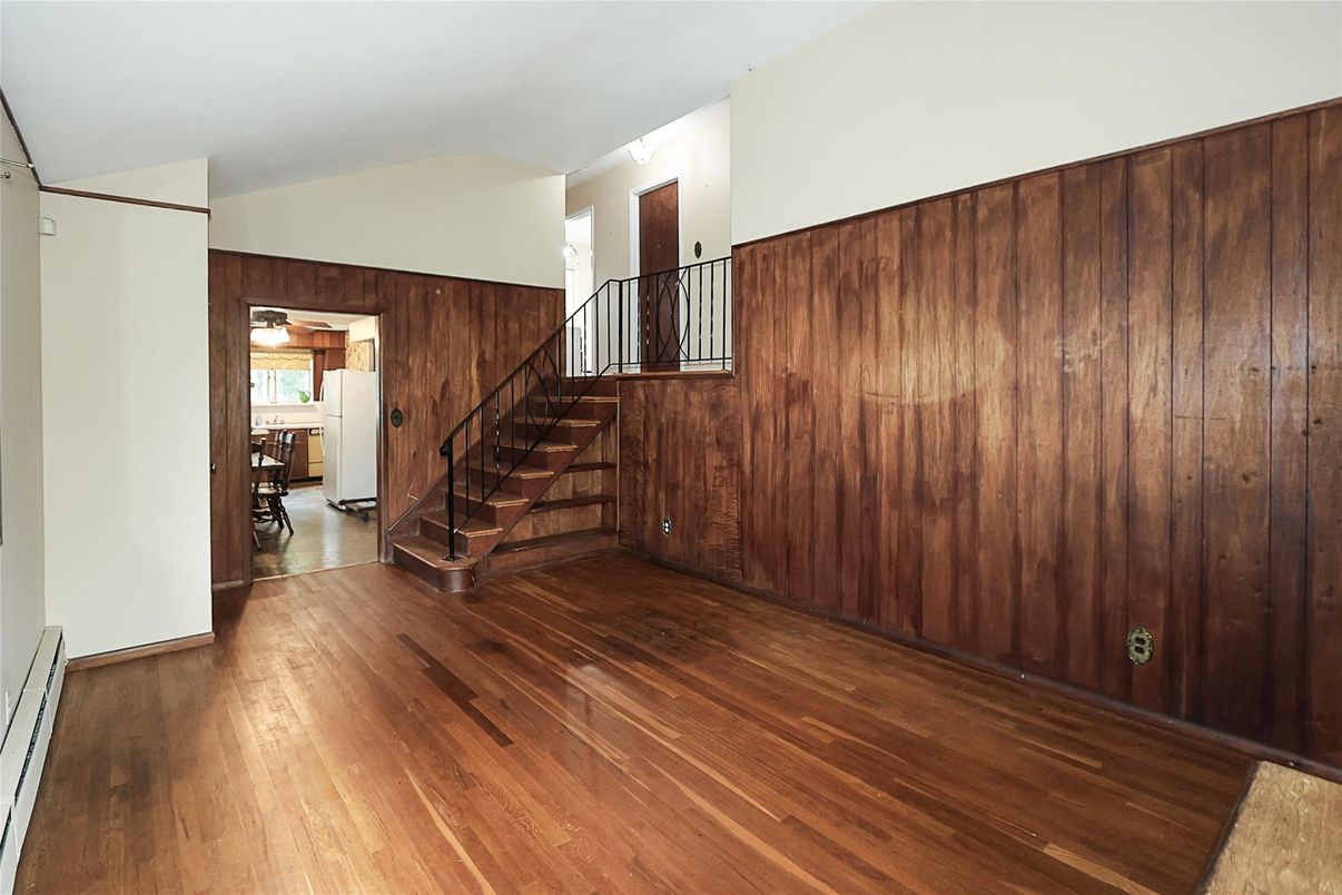 Empty room, Interior, Wood Texture Flooring, Wooden Walls