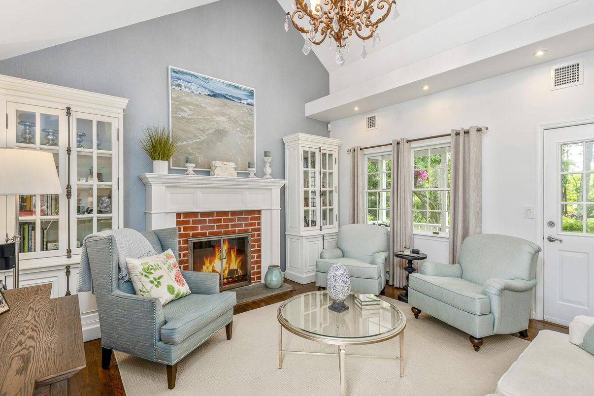 Chandelier, Fireplace, Interior, Living room, Recessed Lighting, Wood Texture Flooring
