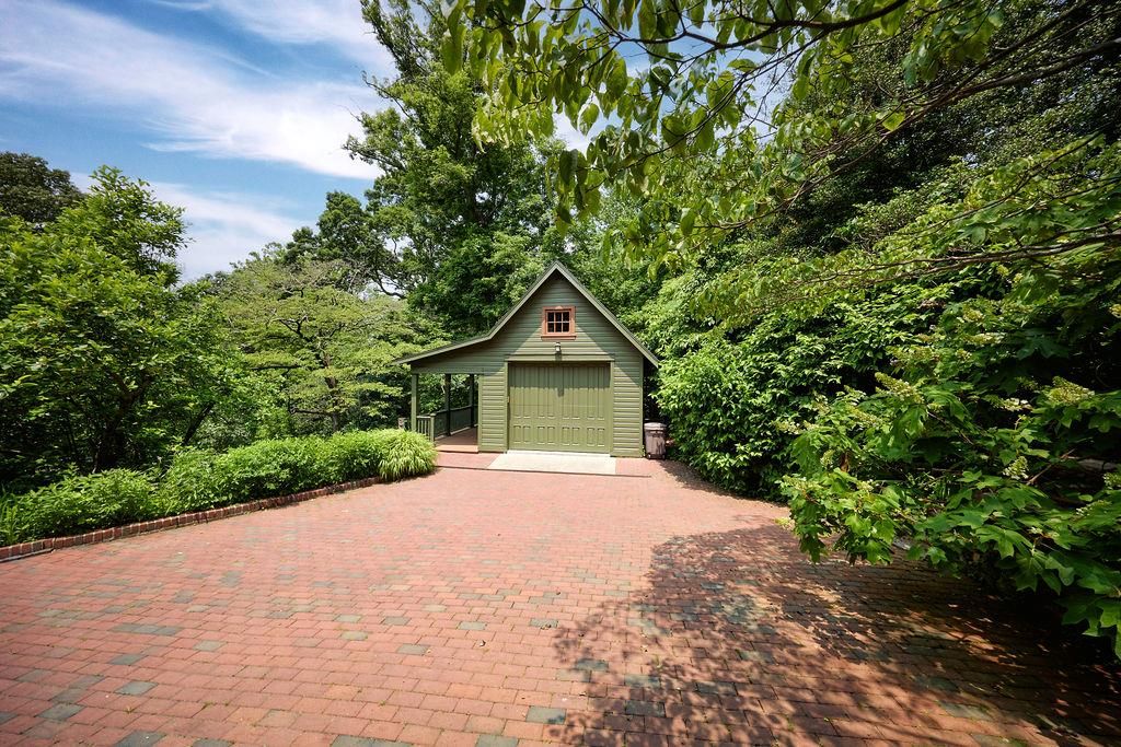 Backyard, Detached Garage, Exterior