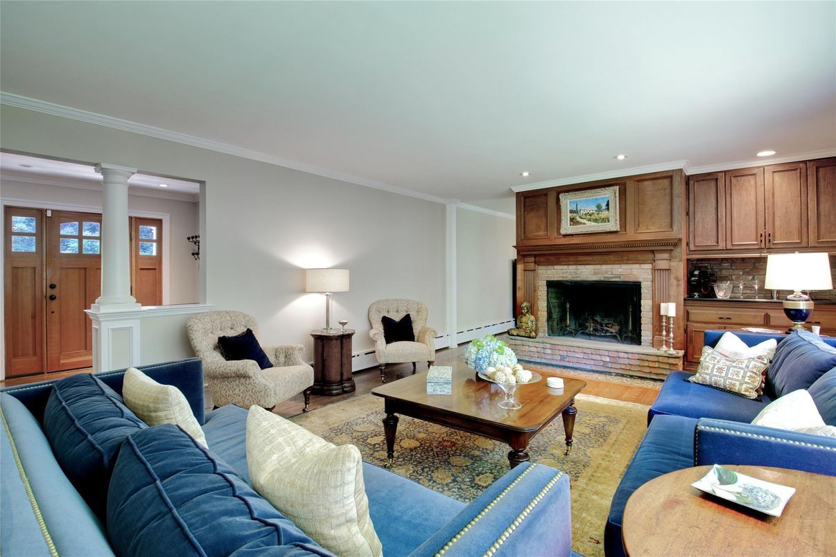 Fireplace, Interior, Living room, Recessed Lighting