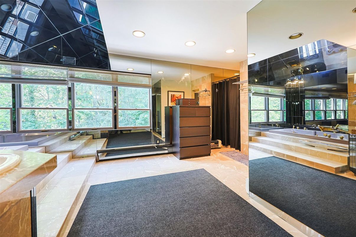 Interior, Recessed Lighting