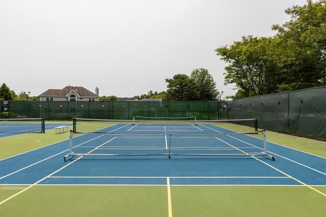 Exterior, Tennis Courts