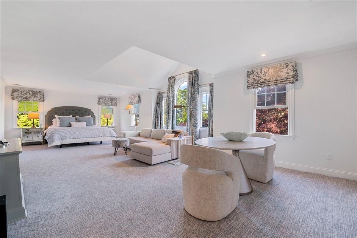 Bedroom, Dining room, Interior, Living room, Recessed Lighting