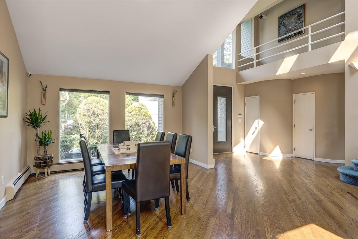 Dining room, Interior, Recessed Lighting, Wood Texture Flooring