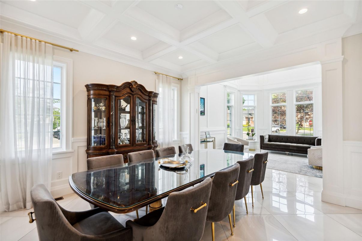 Dining room, Interior, Recessed Lighting