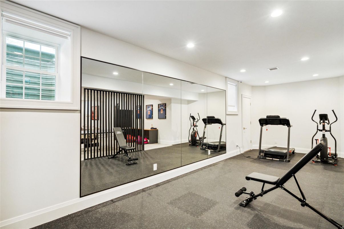 Fitness Equipment, Interior, Recessed Lighting