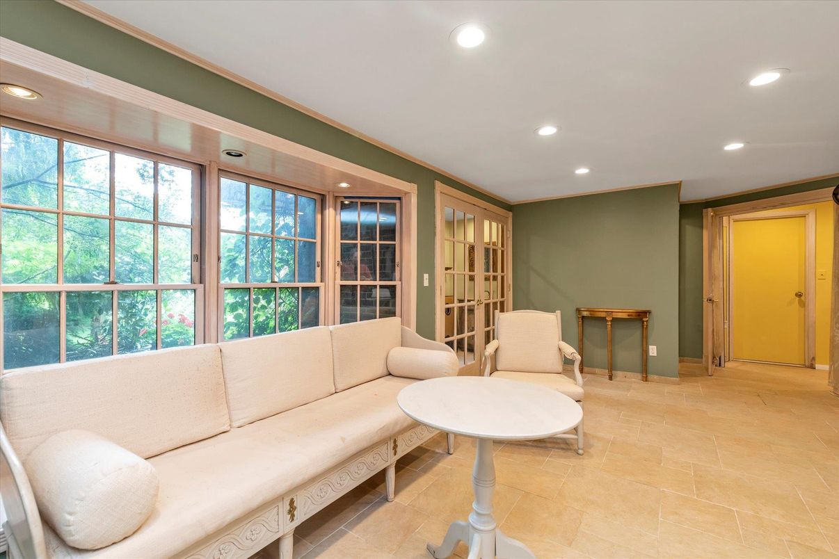 Interior, Recessed Lighting
