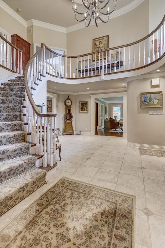 Chandelier, Interior, Recessed Lighting
