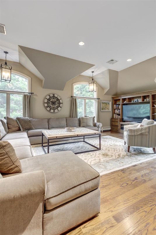 Interior, Living room, Pendant Lights, Recessed Lighting, Wood Texture Flooring